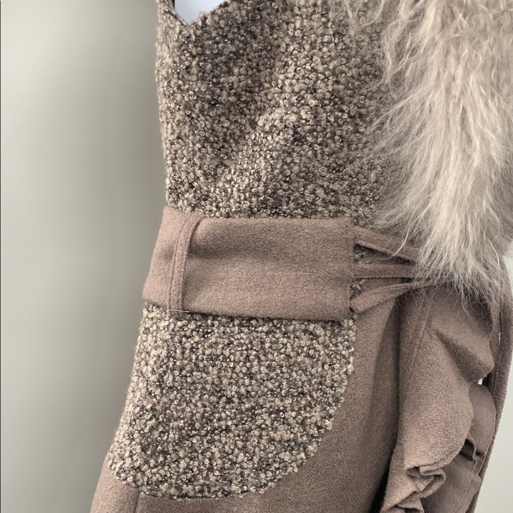 Courage b Women’s Faux Fur Trimmed Vest Brown & Gray Size L - Picture 6 of 9